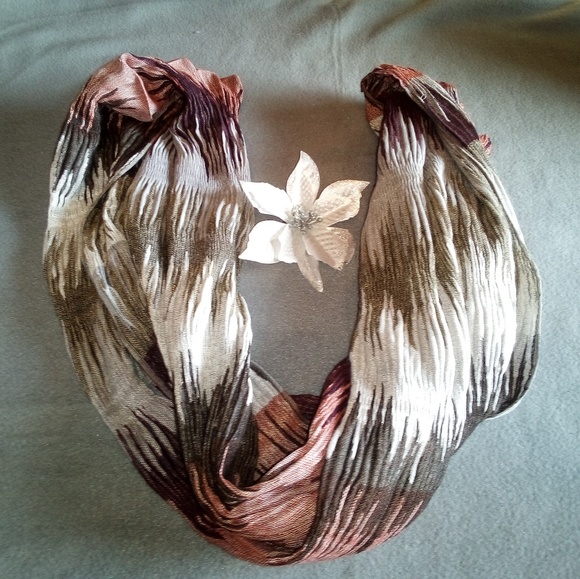 Accessories - Beautiful Multicolor Infinity Scarf